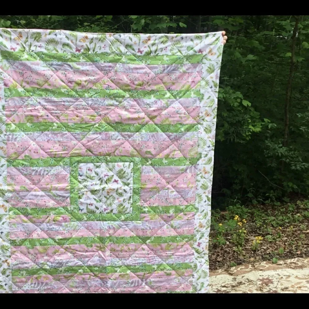 NWT Botanical Beauty Hand Crafted Quilt